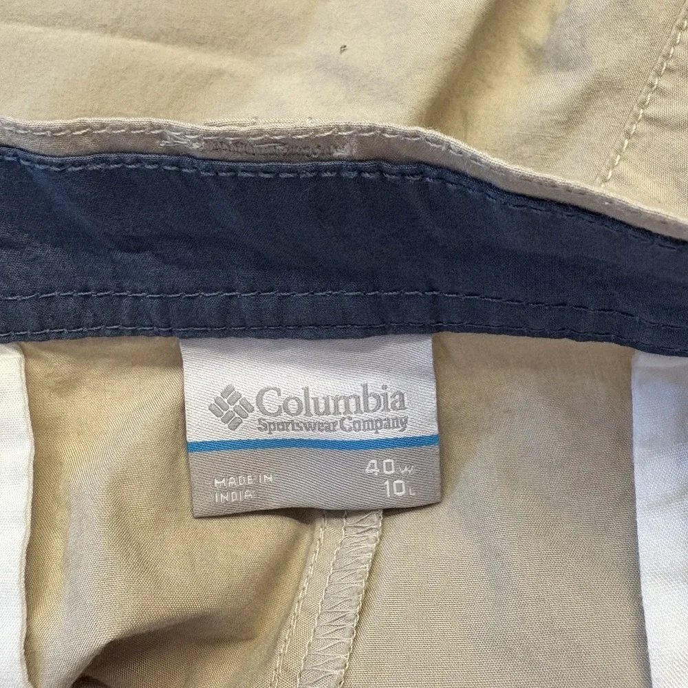 NEW Columbia Washed Out Shorts Mens 40 Tan Cotton‎ Hiking  Casual Flat Front